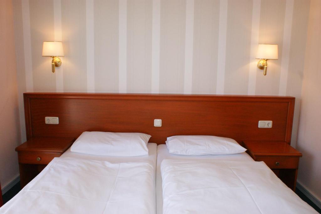 Hotel Pension Bellevue Бад-Доберан Номер фото